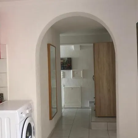 5 Liberty Suites Apartment
